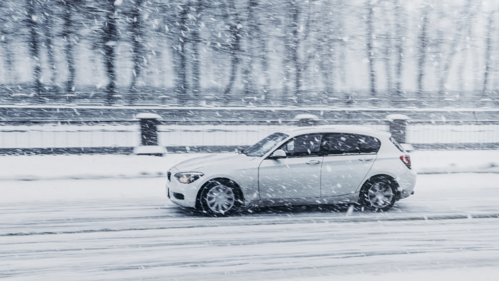 NYC Weather Alert Heavy Snowfall and Icy Conditions Through Sunday